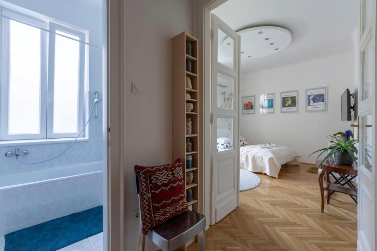 Gorgeous Flat Right Near The City Center 布达佩斯 外观 照片