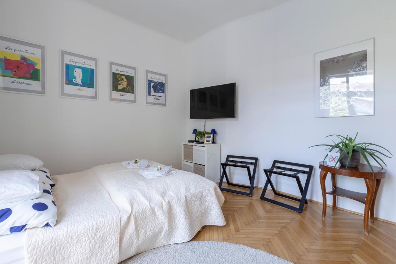 Gorgeous Flat Right Near The City Center 布达佩斯 外观 照片